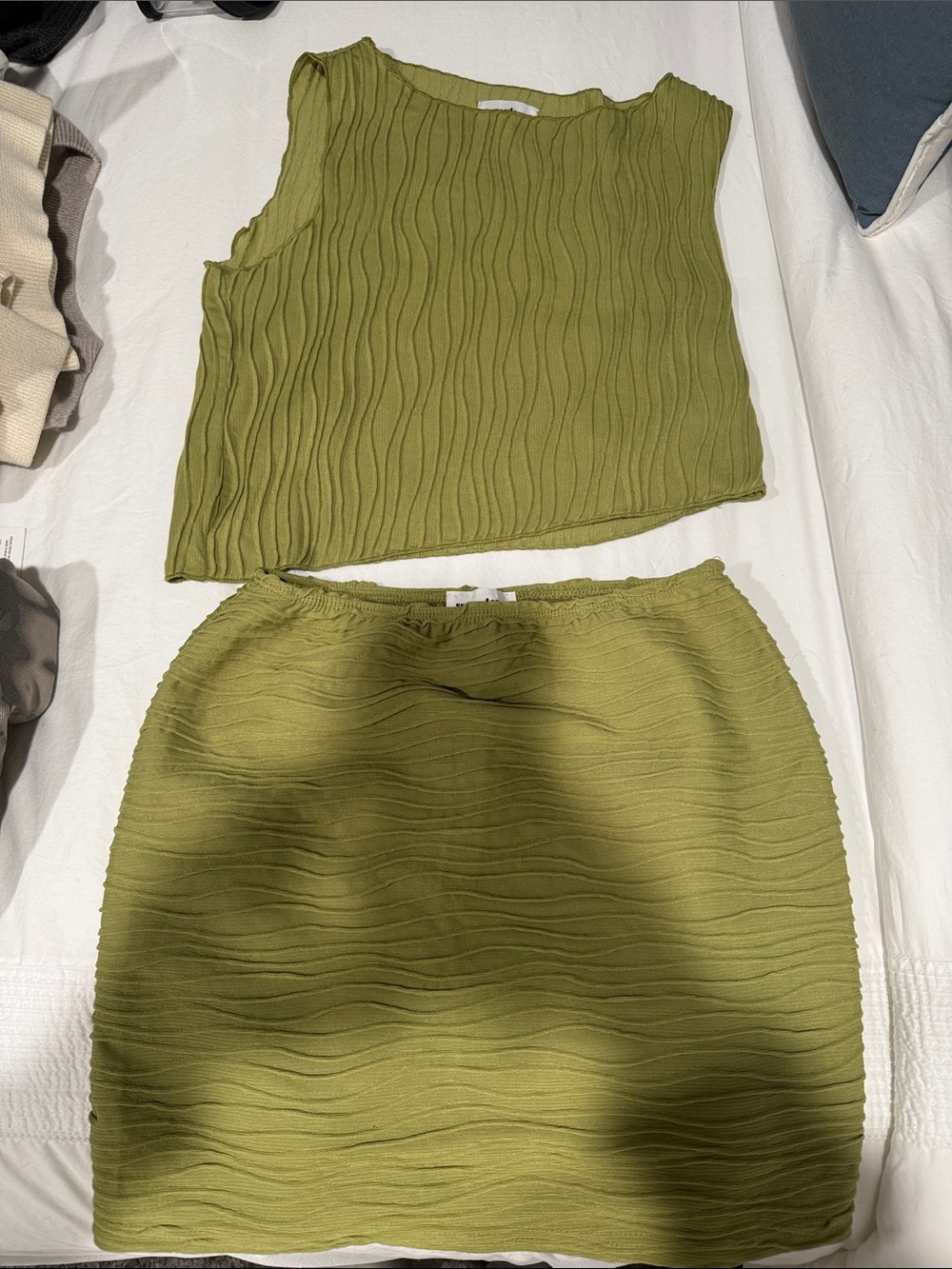 superdown Olive Wave-Texture Two-Piece Set - Green